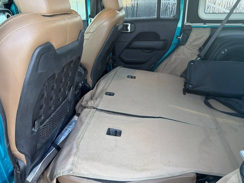Used 2020 Jeep Wrangler Unlimited Rubicon AWD/4WD image 5