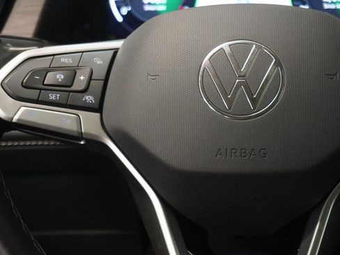 Used 2024 Volkswagen Atlas SEL Premium R-Line AWD/4WD image 20