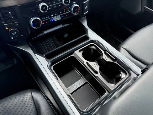 Used 2023 Ford F350 Lariat w/ Black Appearance Package image 43