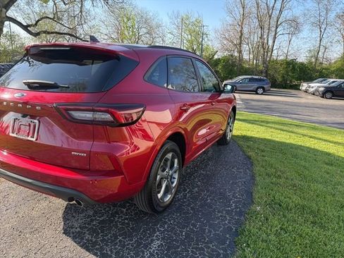 Used 2023 Ford Escape ST-Line w/ Tech Pack #1 AWD/4WD image 8