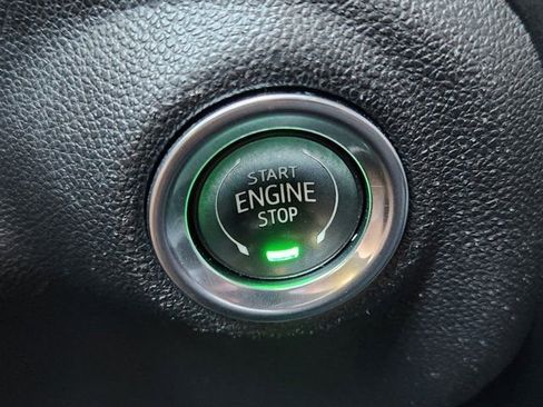 Used 2021 Chevrolet Silverado 1500 LT image 8