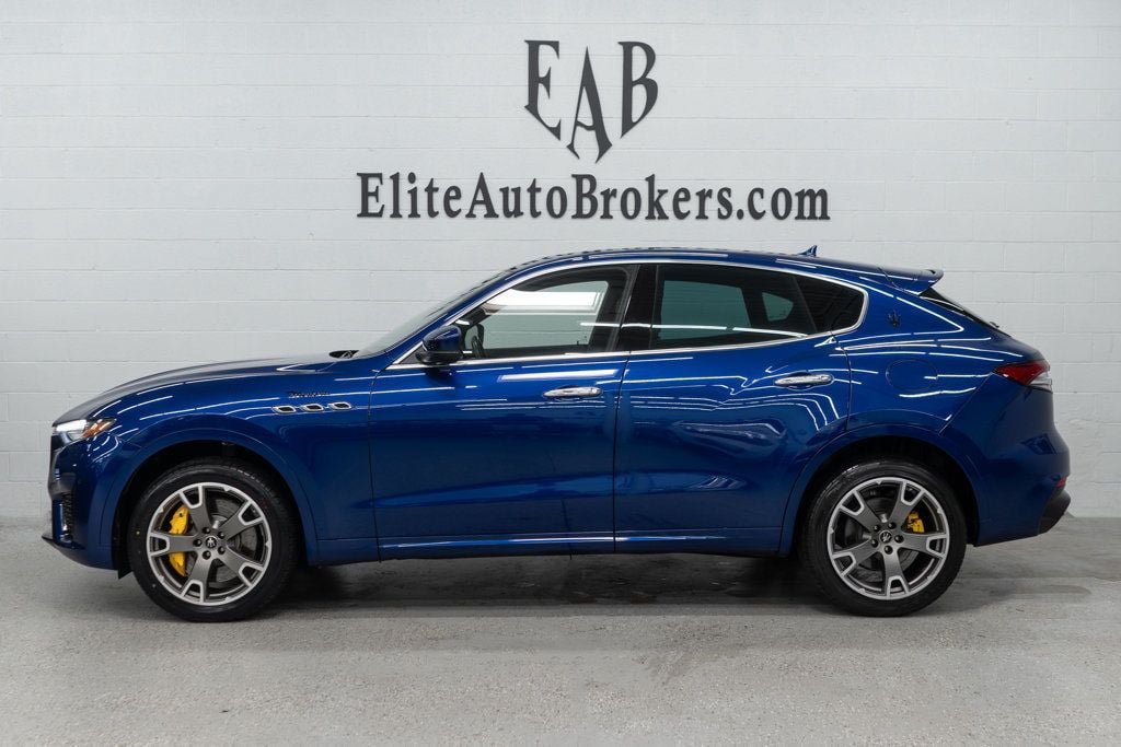 Used 2023 Maserati Levante Modena AWD/4WD image 2