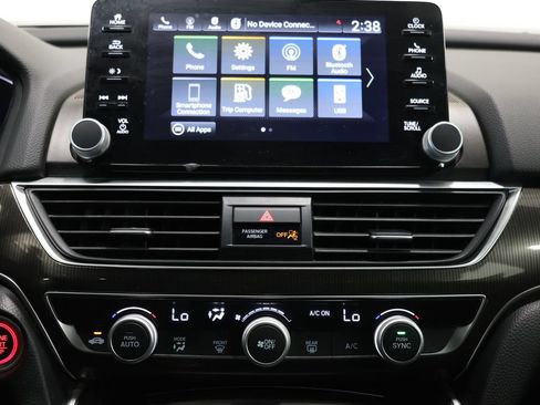 Used 2019 Honda Accord Sport image 12