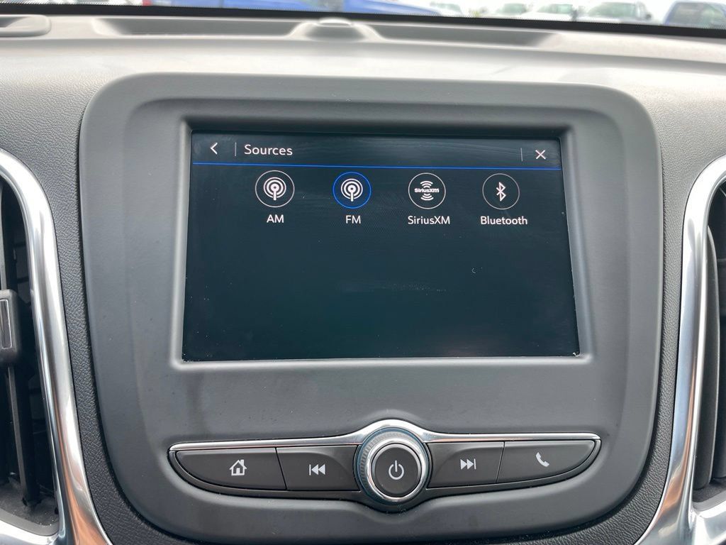 Used 2024 Chevrolet Equinox LT AWD/4WD image 15