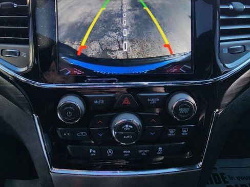 Used 2020 Jeep Grand Cherokee Altitude image 30