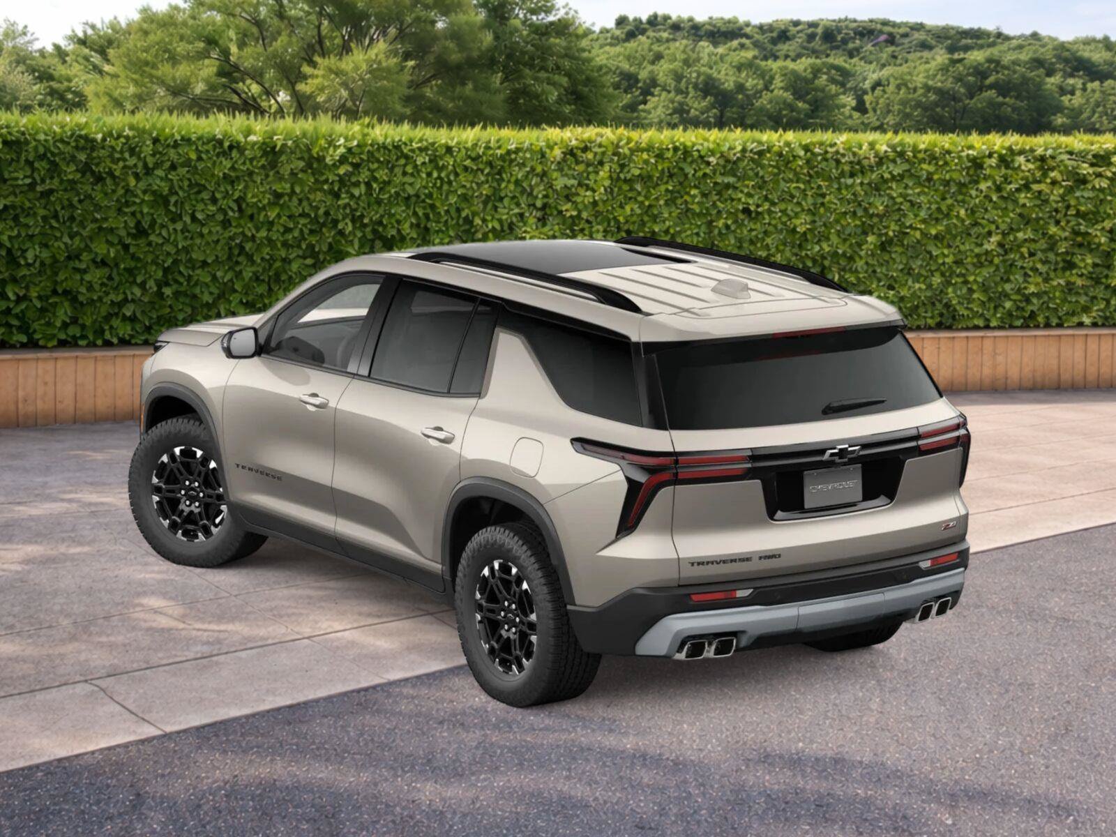 New 2027 Chevrolet Traverse Z71 w/ Driver Confidence Package AWD/4WD image 2