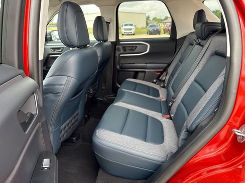 Used 2024 Ford Bronco Sport Outer Banks w/ Tech Package AWD/4WD image 24