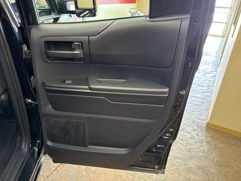 Used 2016 Toyota Tundra SR AWD/4WD image 19