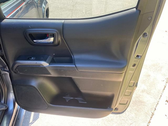 Used 2023 Toyota Tacoma TRD Sport RWD image 33