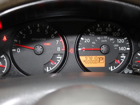 Used 2012 Nissan Frontier SV RWD image 12