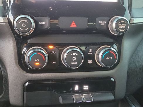 Certified 2022 RAM 1500 Big Horn image 23