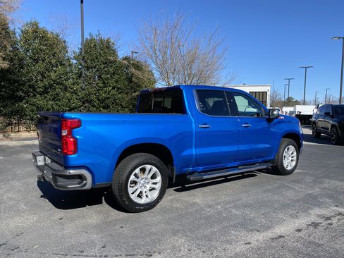 Used 2022 Chevrolet Silverado 1500 LTZ w/ LTZ Premium Package image 9