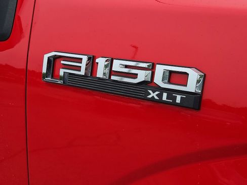 Used 2018 Ford F150 XLT w/ Equipment Group 301A Mid AWD/4WD image 8
