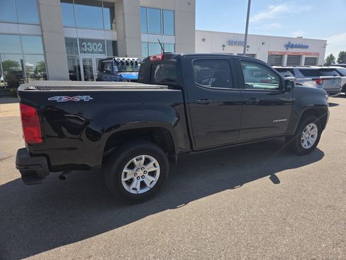 Used 2022 Chevrolet Colorado LT w/ Luxury Package AWD/4WD image 4