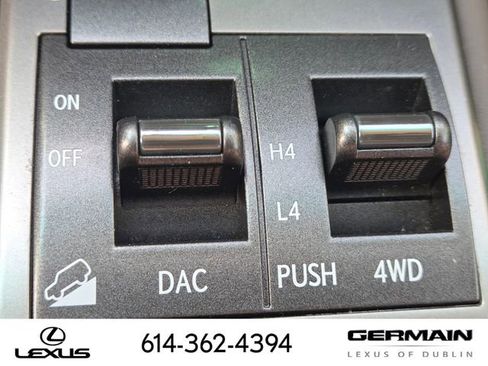 Used 2015 Lexus GX 460 w/ Premium Package AWD/4WD image 30