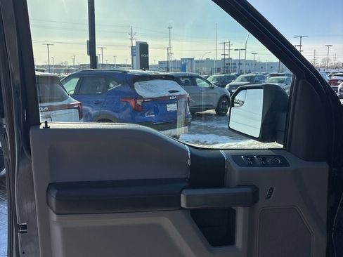 Used 2018 Ford F150 XLT image 11