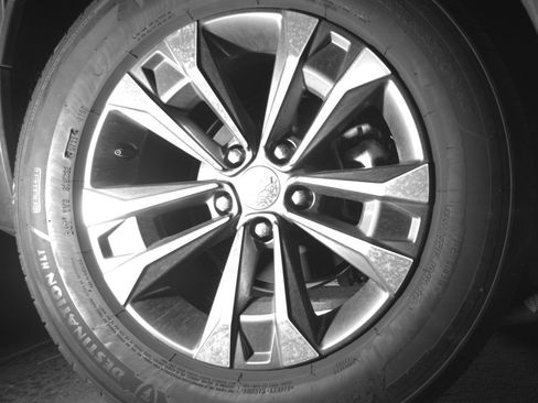 Used 2025 Chevrolet Equinox LT image 15