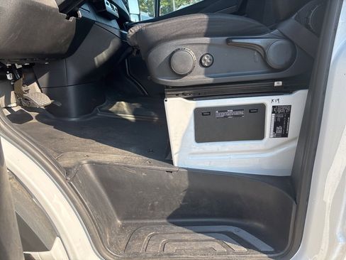 Used 2023 Mercedes-Benz Sprinter 144 Cargo image 42