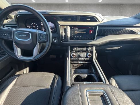 Used 2024 GMC Yukon XL Denali image 21