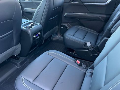 New 2026 GMC Acadia Elevation w/ Elevation Premium Package image 9