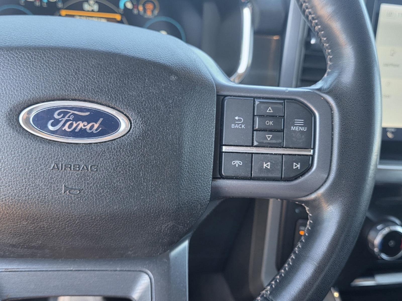 Used 2023 Ford F150 Lariat w/ Trailer Tow Package AWD/4WD image 25