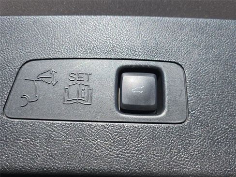 Used 2022 Lincoln Corsair FWD w/ Equipment Group 101A image 28