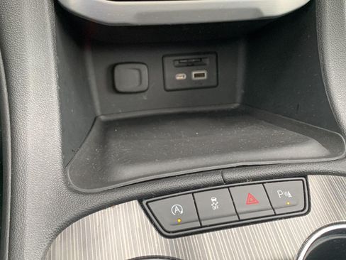Used 2021 GMC Acadia SLT w/ Premium Package AWD/4WD image 12