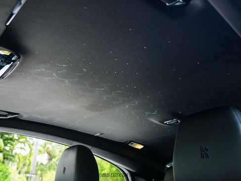 Used 2019 Rolls-Royce Wraith RWD image 23