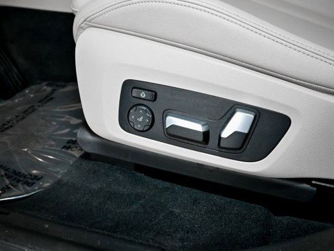 Used 2020 BMW X3 xDrive30i w/ Convenience Package image 17