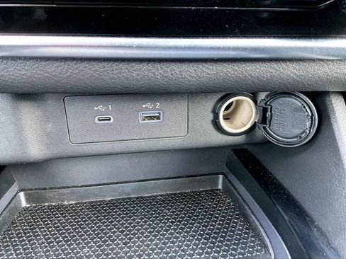 Used 2023 Nissan Rogue S FWD image 26