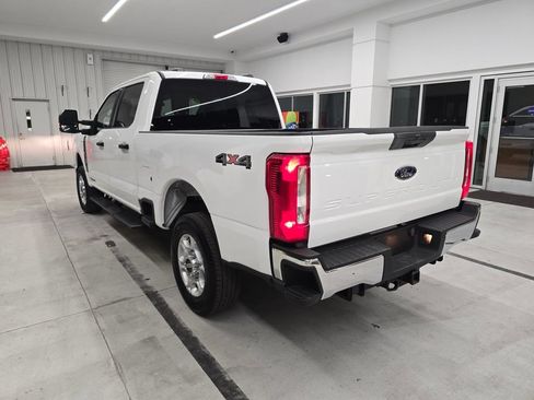Used 2025 Ford F250 XLT AWD/4WD image 4