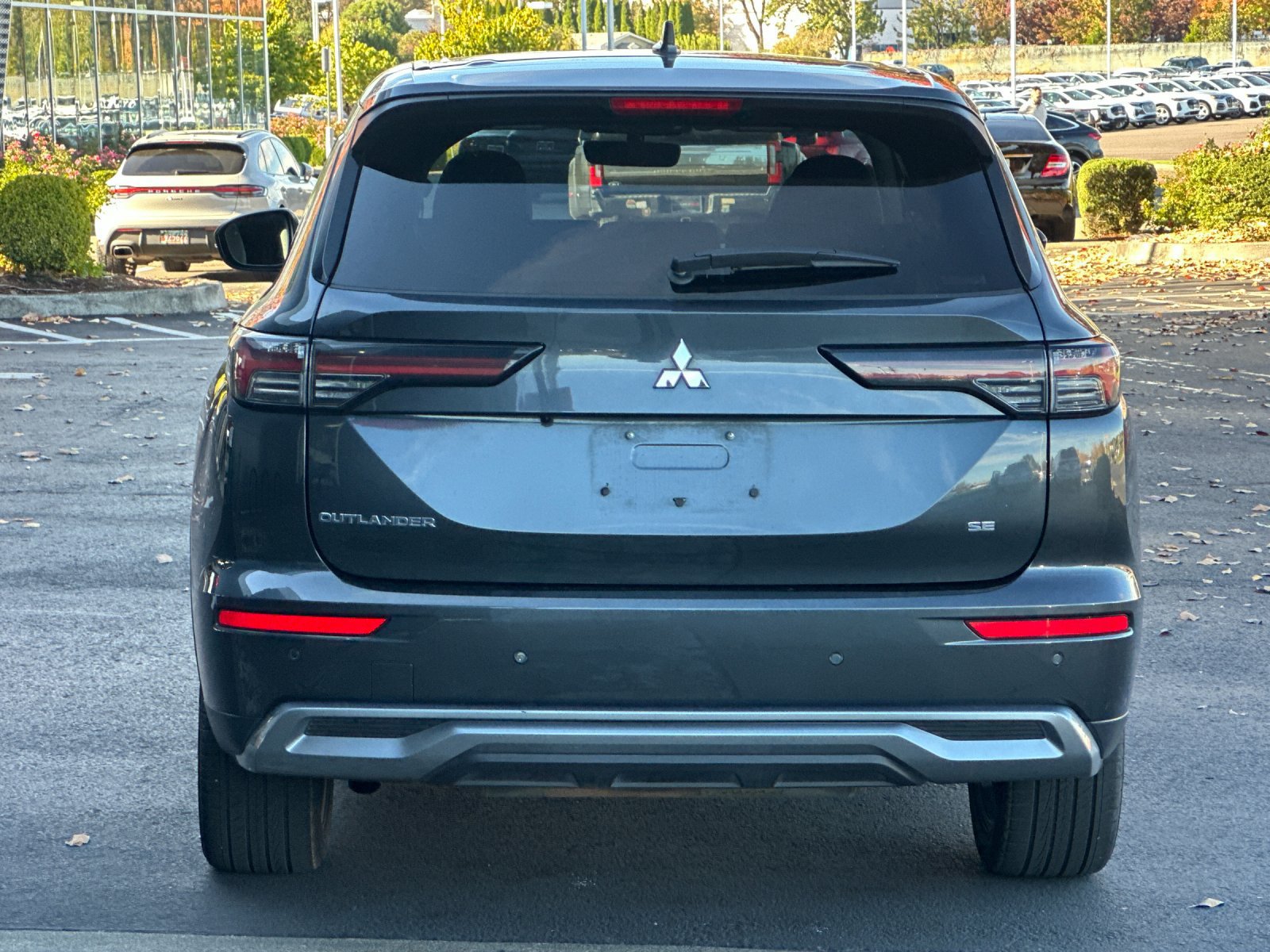 Used 2025 Mitsubishi Outlander SE AWD/4WD image 5