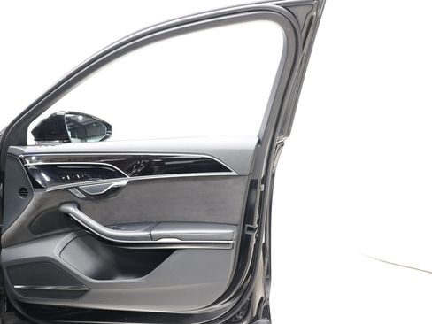 Used 2020 Audi S8 L w/ S8 Executive Package AWD/4WD image 68