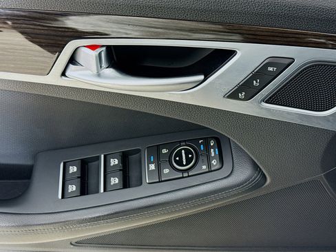 Used 2019 Genesis G80 3.8 image 21