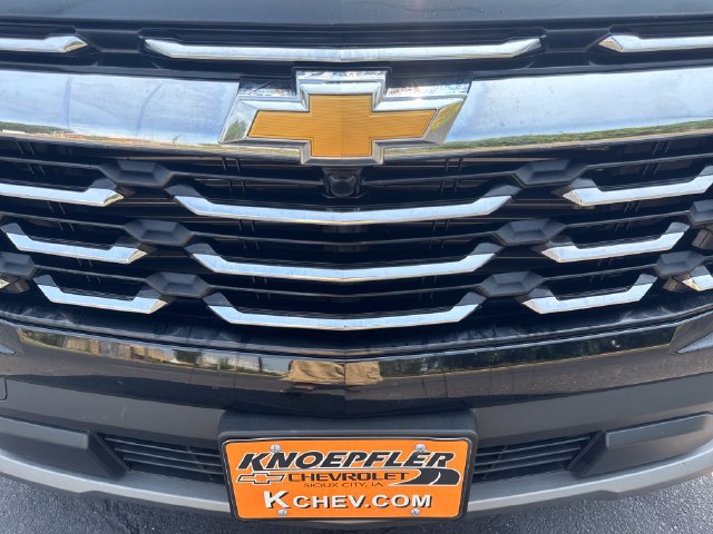 Used 2025 Chevrolet Equinox LT AWD/4WD image 32