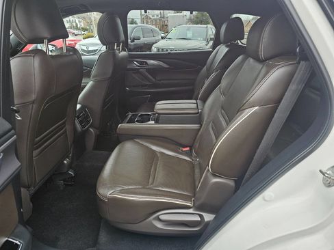 Used 2020 MAZDA CX-9 Signature image 10