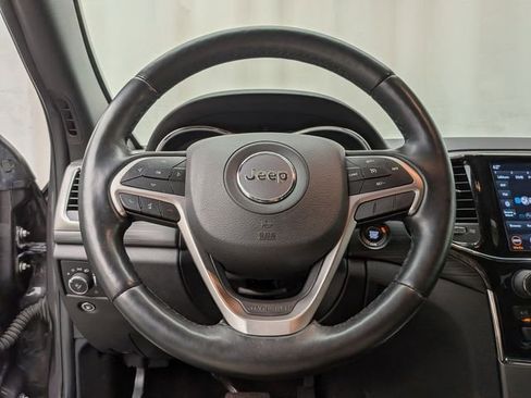 Used 2020 Jeep Grand Cherokee Altitude AWD/4WD image 10