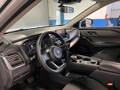 Used 2024 Nissan Rogue S AWD/4WD image 22
