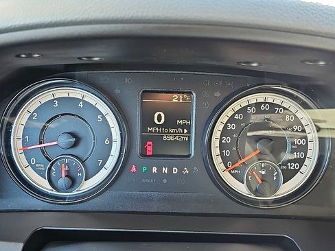 Used 2016 RAM 1500 Express image 18