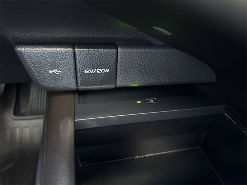 Used 2023 Toyota Camry XSE image 17