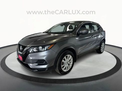Used 2021 Nissan Rogue Sport S image 3