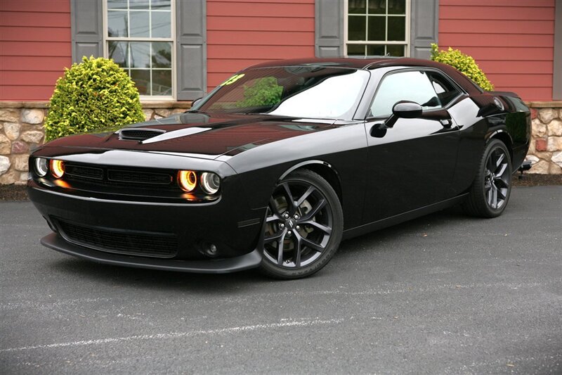 Used 2023 Dodge Challenger GT w/ Plus Package RWD image 1