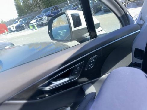 Used 2023 Audi Q7 2.0T Premium Plus w/ Premium Plus Package image 9