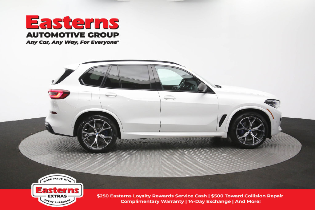 Used 2022 BMW X5 xDrive40i w/ M Sport Package AWD/4WD image 48