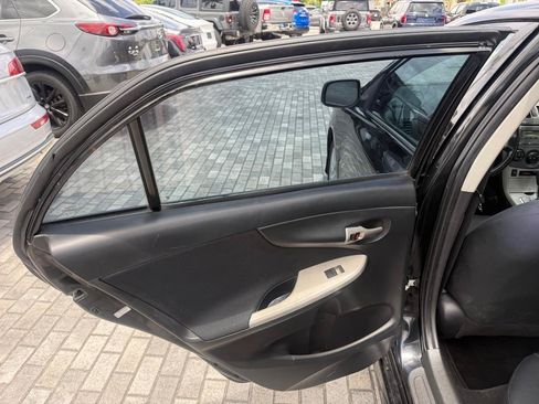Used 2010 Toyota Corolla FWD image 26