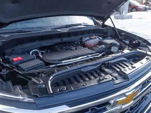 Used 2025 Chevrolet Silverado 1500 LT image 32