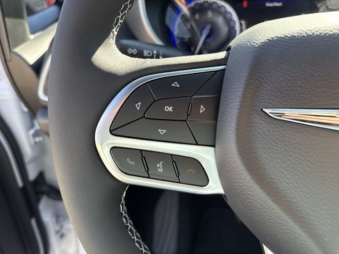 New 2026 Chrysler Voyager LX FWD image 18