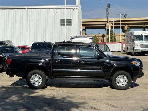 Used 2023 Toyota Tacoma SR image 3