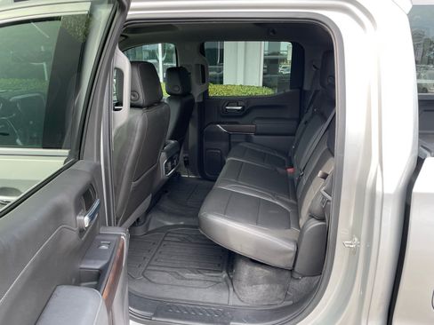 Used 2020 GMC Sierra 1500 SLT w/ SLT Premium Plus Package RWD image 5