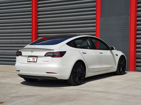 Used 2021 Tesla Model 3 Performance image 6